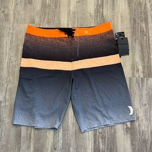 Hurley Phantom board shorts- size 34 NWT